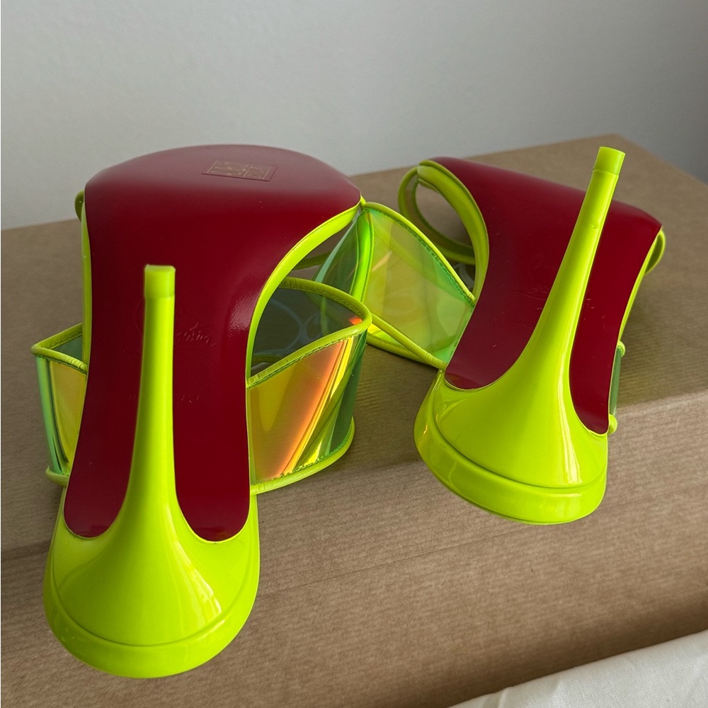 CHRISTIAN LOUBOUTIN *NEW* Neon Green Heels with Box & Dust Bag - Picture 13 of 17